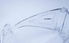 عینک محافظ دندانپزشکی در حین کار و عمل دندان carely dentistry glasses