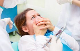 تأثیر ناخودآگاه کار کردن با بیماران پراسترس بر دندان‌پزشک