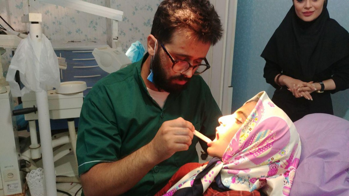 حاشیه‌های طرح درمان دندان‌پزشکی کودک آزاردیده ماهشهری