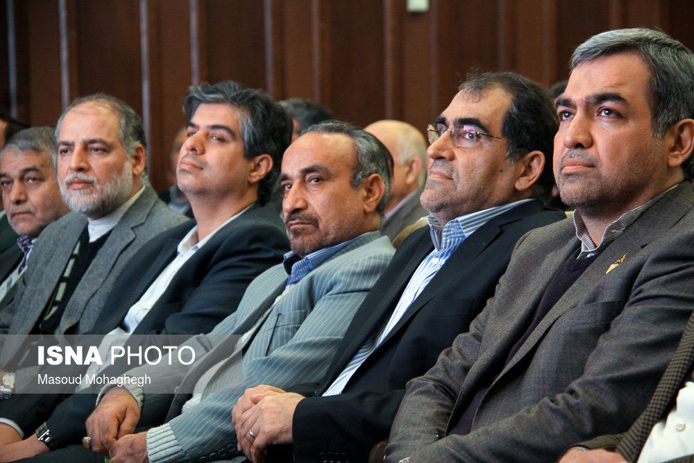 دانشجویان دندانپزشکی آزمون پرهانترنی میدهند