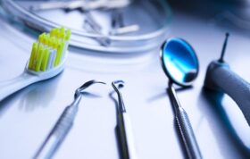 کالاهای قاچاق دندانپزشکی، هزینه‌های درمانی را افزایش می‌دهند