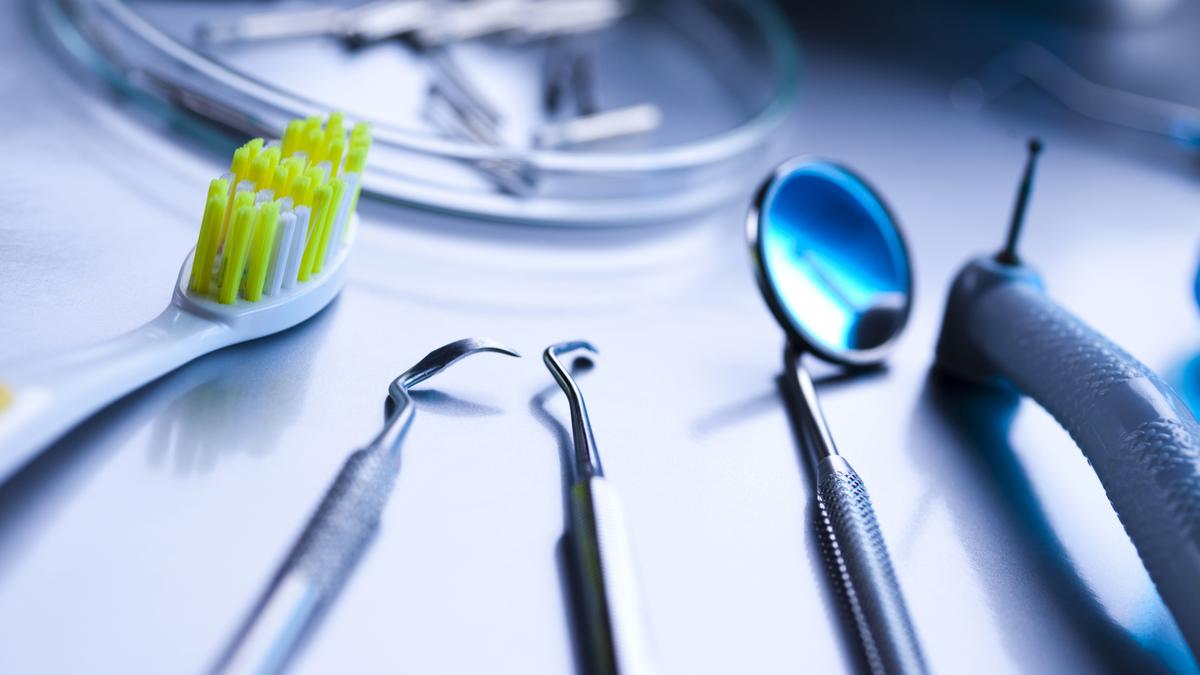 کالاهای قاچاق دندانپزشکی، هزینه‌های درمانی را افزایش می‌دهند