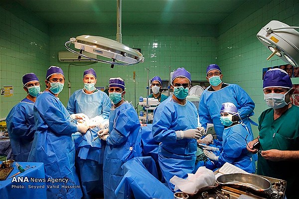 انجام نخستین جراحی بازسازی فک تحتانی و صورت با کمک پرینتر سه بعدی در ایران