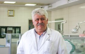 گفتگو با دکتر حبیب حاج میرآقا پیشکسوت و متخصص پروتزهای دندانی