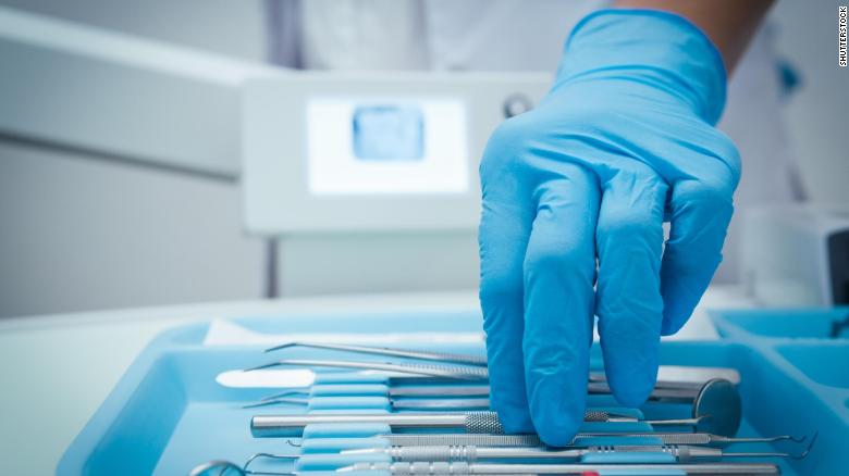 قصور دندانپزشک جراح یک نفر به کام مرگ کشاند