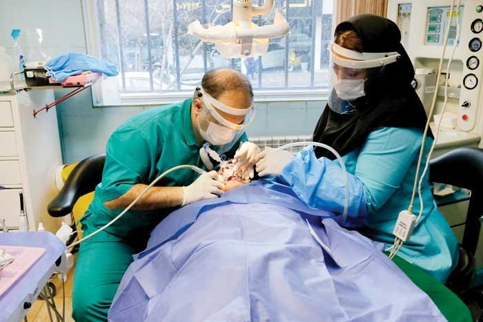 کرونا و تورم؛ دغدغه‌ای ۳۶ هزار دندانپزشک